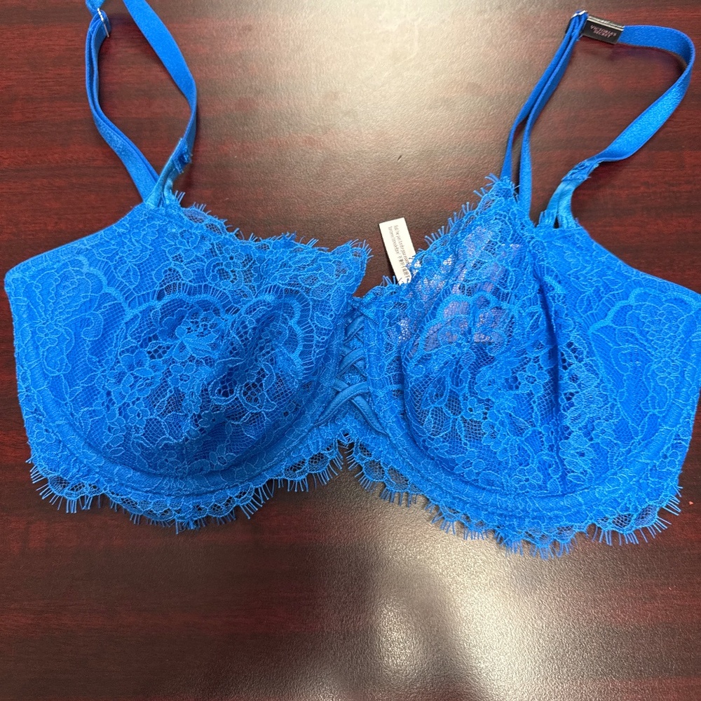 NWT Victoria’s Secret Dream Angels Push Up